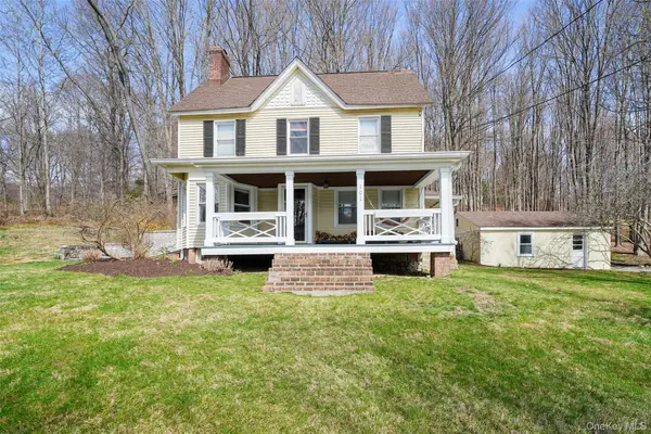 101 Hustis Road, Cold Spring, NY 10516