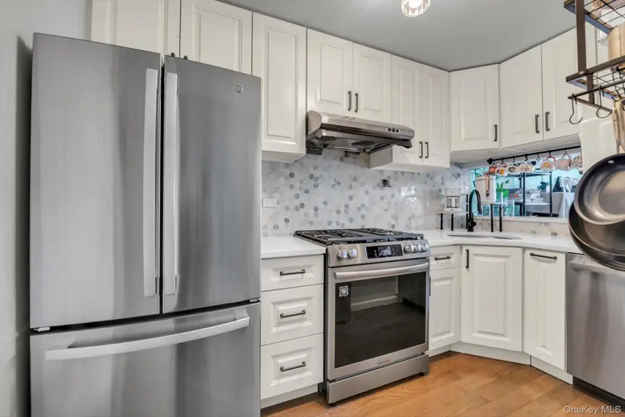 239-48B Oak Park Drive #7B, Douglaston, NY 11362 - #2