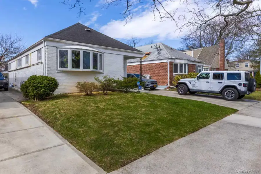 5312 Clearview Expressway, Oakland Gardens, NY 11364 - #2