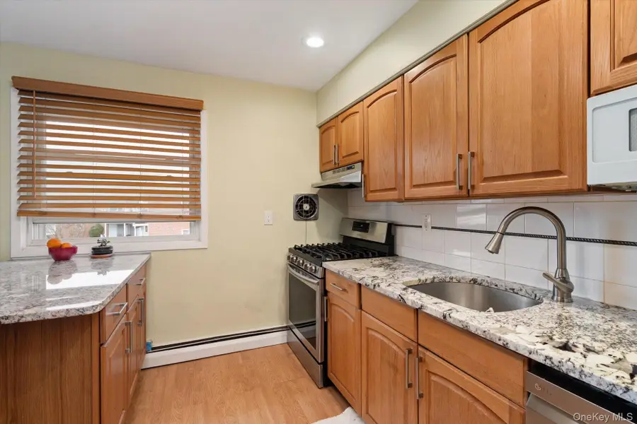 630 Fulton Street #T6, Farmingdale, NY 11735 - #2