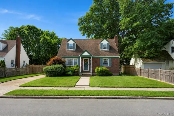 44 Maple Drive, Amityville, NY 11701