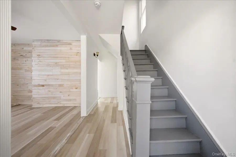 282 Greenvale Avenue, Yonkers, NY 10703 - #3