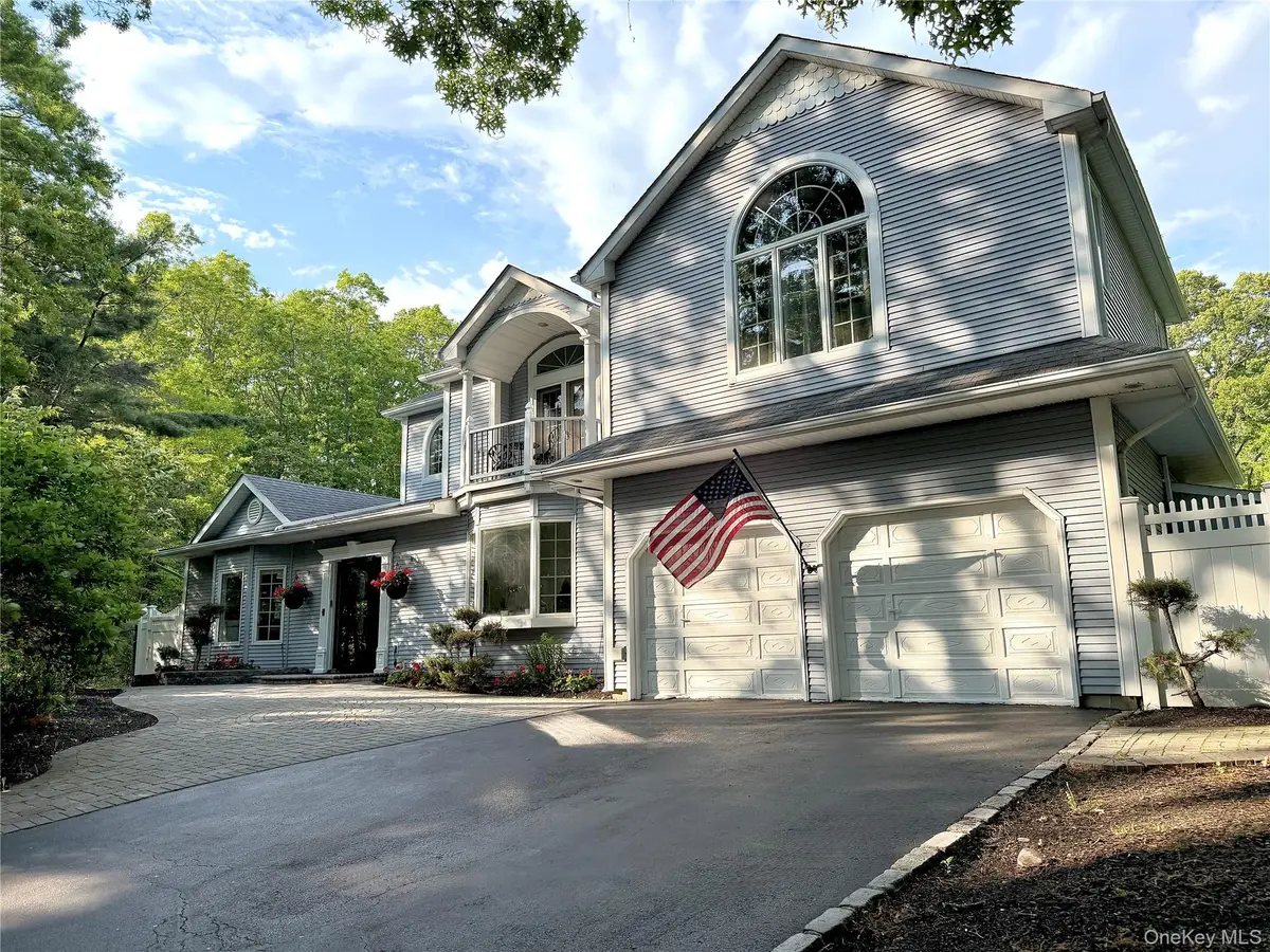 3 Chuck Court, Port Jefferson, NY 11777 - #1