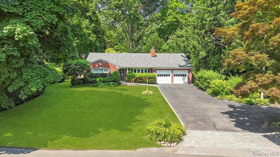 277 W Neck Road, Huntington, NY 11743 - #2