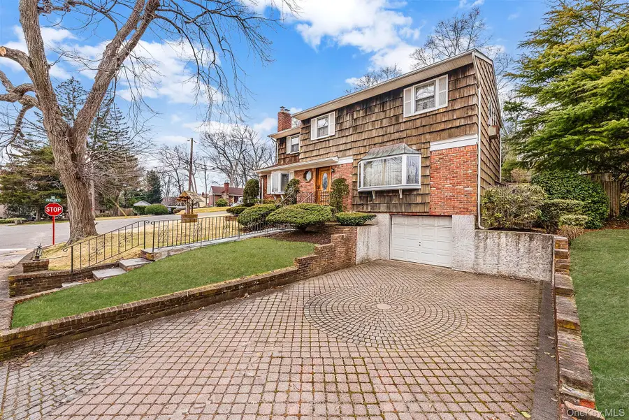 46 Anita Place, Farmingdale, NY 11735 - #2