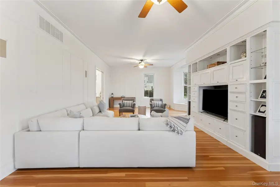 127 Senix Avenue, Center Moriches, NY 11934 - #3