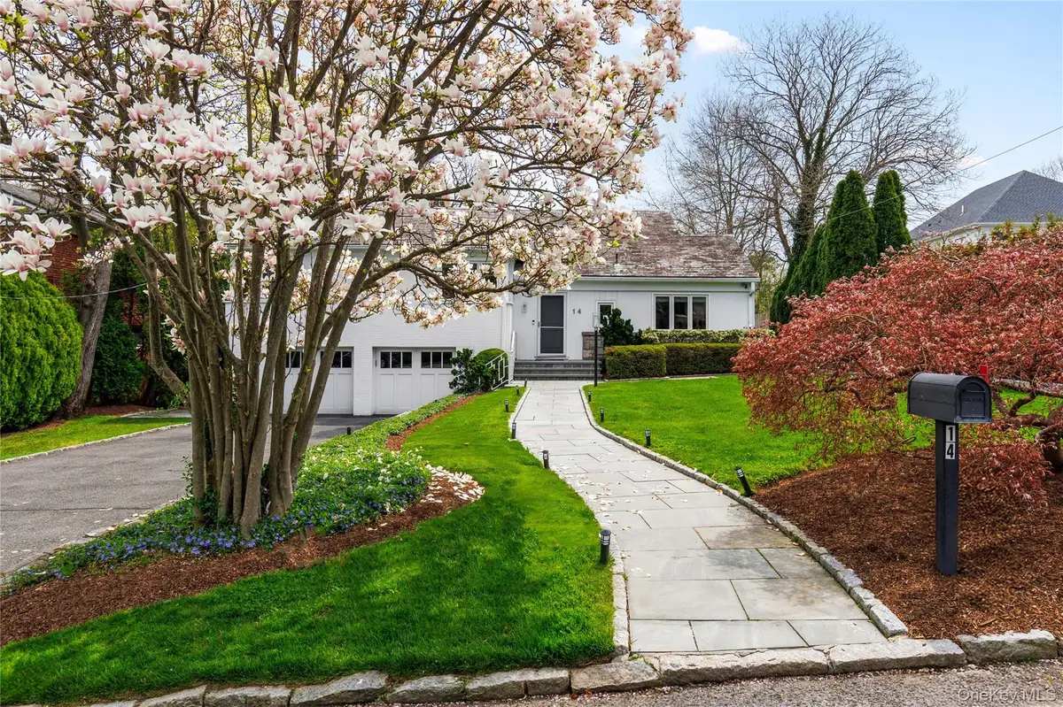 14 Echo Bay Place, New Rochelle, NY 10805 - #1