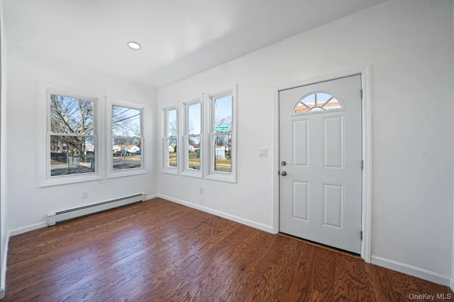 522 Southern Parkway, Uniondale, NY 11553 - #2