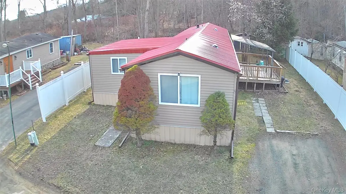 8 Essex Lane, Fallsburg, NY 12759 - #1
