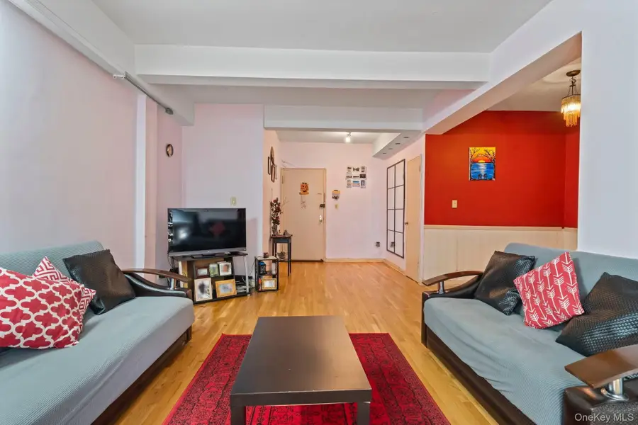 139-15 83rd Avenue #117, Briarwood, NY 11435 - #3