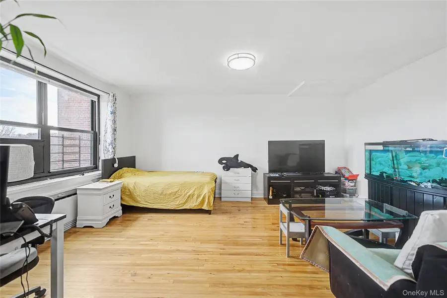 7345 210th Street #6D, Oakland Gardens, NY 11364 - #2