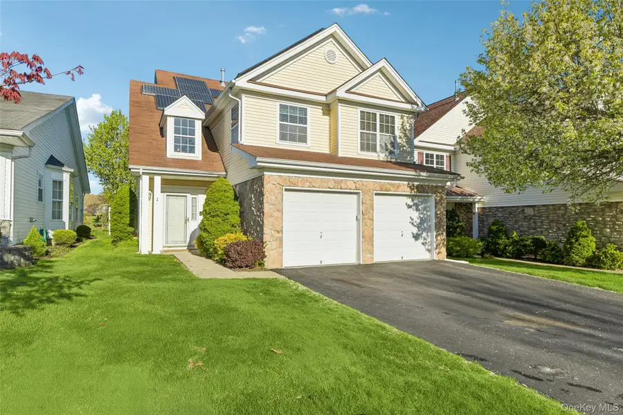 14 Julia Circle #14, Middle Island, NY 11953 - #2