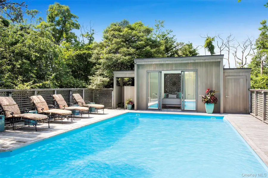 605 Shore Walk, Sayville, NY 11782 - #2