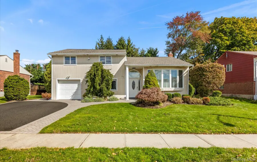 23 Coronet Lane, Plainview, NY 11803 - #2