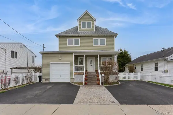 271 Arthur Street, Freeport, NY 11520