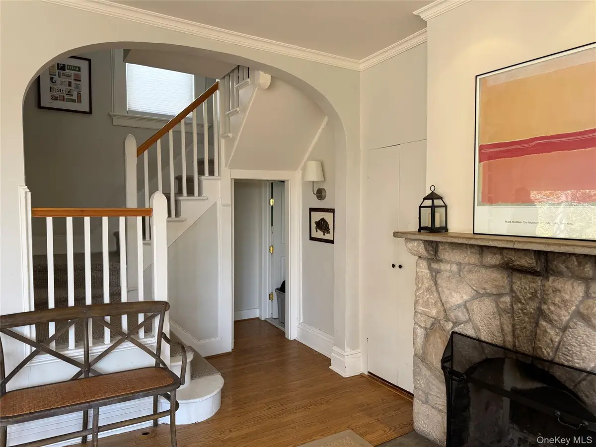 25 Merriam Avenue, Bronxville, NY 10708 - #1