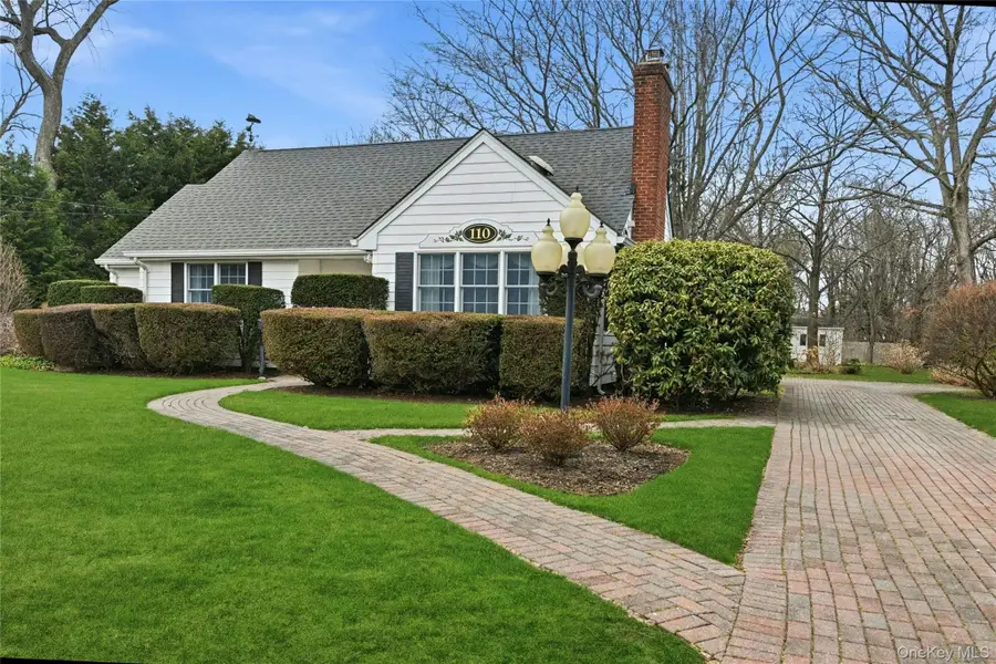 110 Macon Avenue, Sayville, NY 11782 - #3