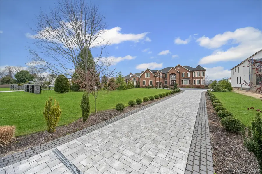 185 Willetts Lane, West Islip, NY 11795 - #3