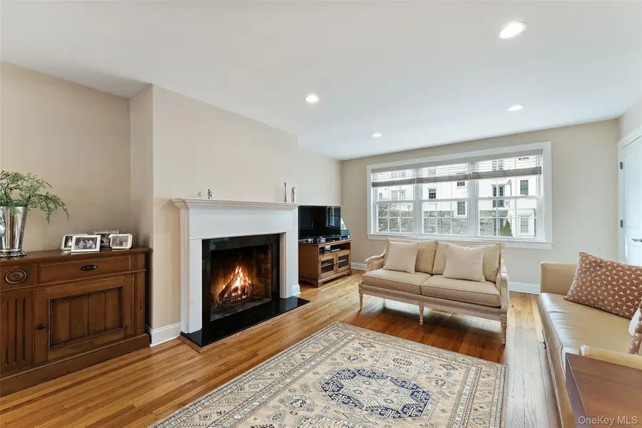 7 Lake Avenue #7, Bronxville, NY 10708 - #3