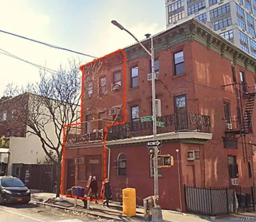 422 Bedford Avenue, Brooklyn, NY 11249 - #1