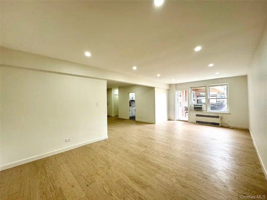 162-41 Powells Cove Boulevard #5C, Whitestone, NY 11357 - #3