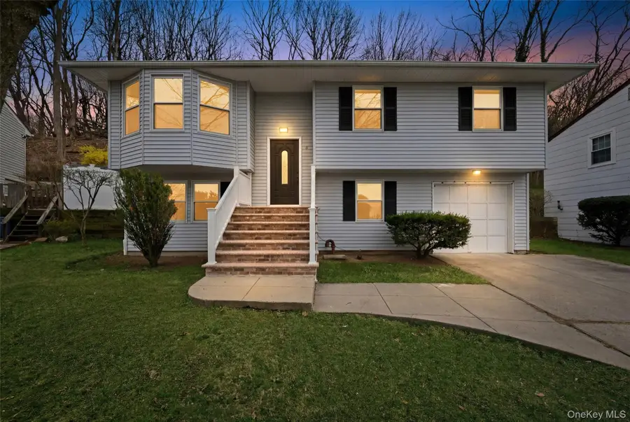 9 Harmony Lane, Glen Cove, NY 11542 - #2