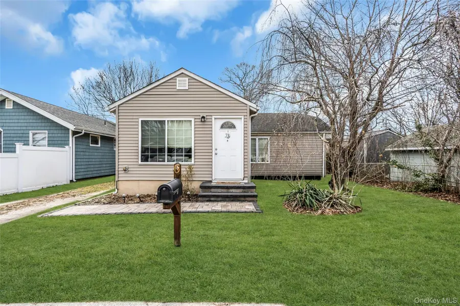 6 Oakwood Avenue, Ronkonkoma, NY 11779 - #2