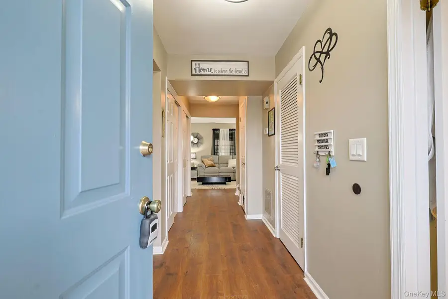 20 Wintergreen Court, Montgomery, NY 12549 - #2