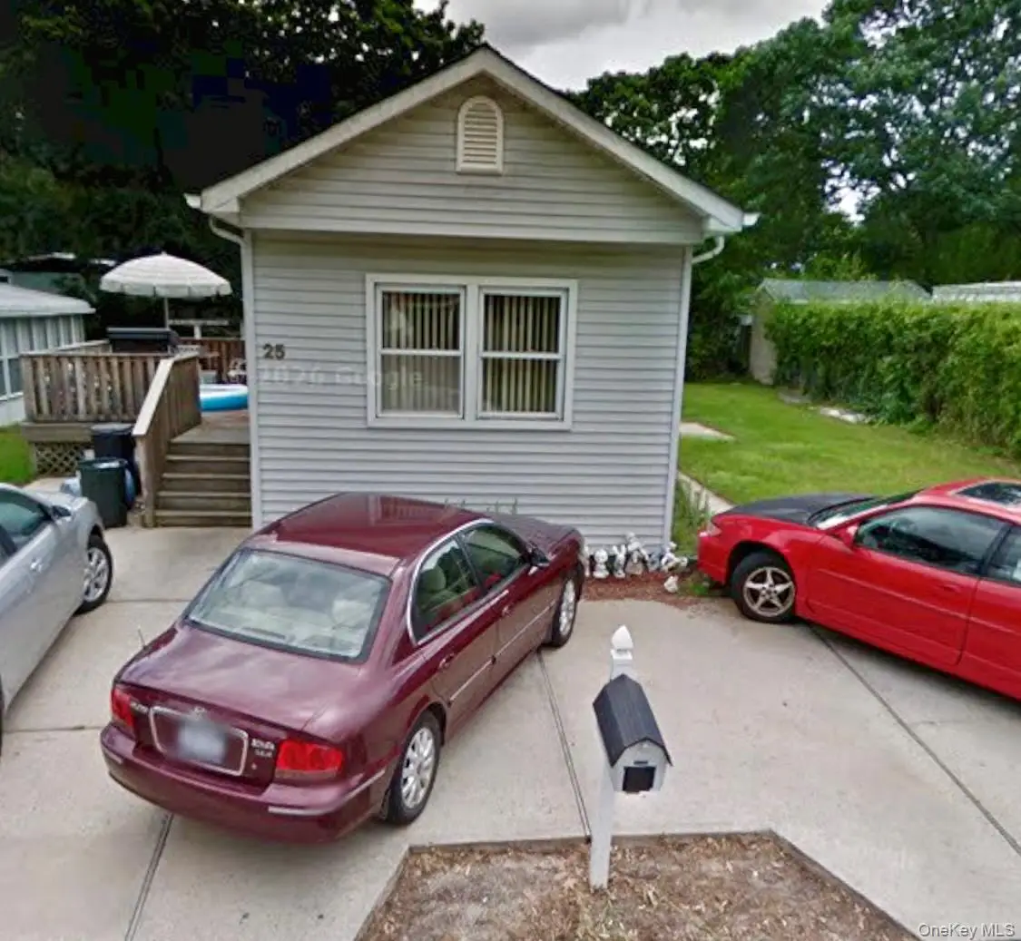 25 Buttercup Drive, Bohemia, NY 11716 - #1