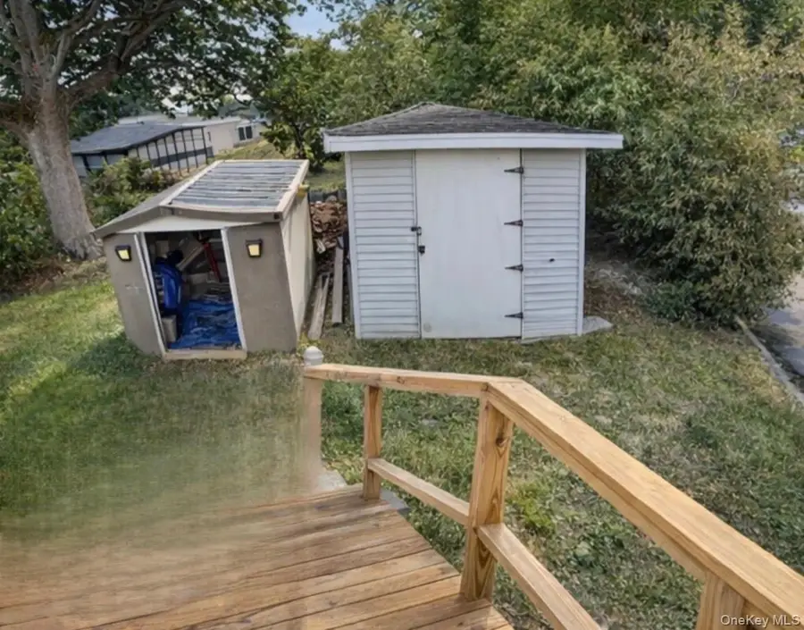 25 Buttercup Drive, Bohemia, NY 11716 - #2