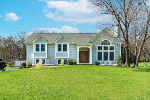 30 Huckleberry Lane, Hopewell Junction, NY 12533