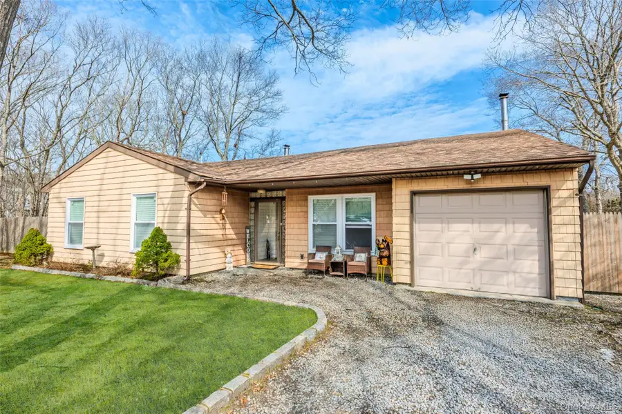 45 Timber Trail Lane, Medford, NY 11763 - #2