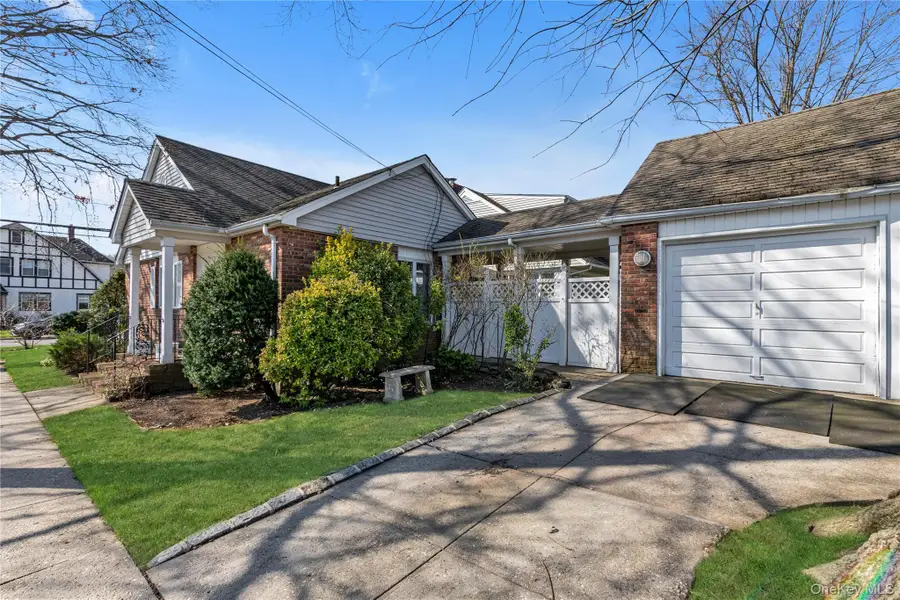 376 1st Street, Mineola, NY 11501 - #2