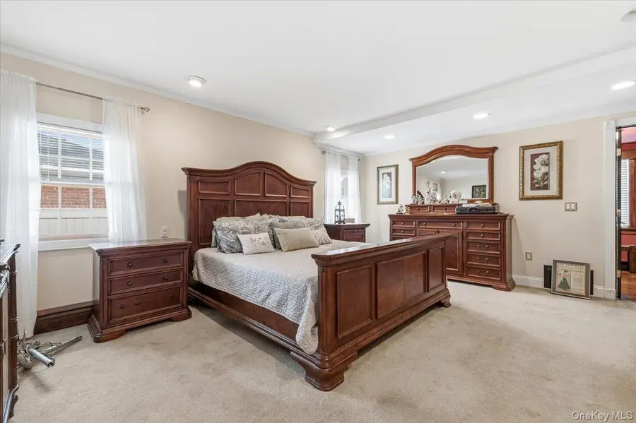 471 Parker Avenue, Levittown, NY 11756 - #2