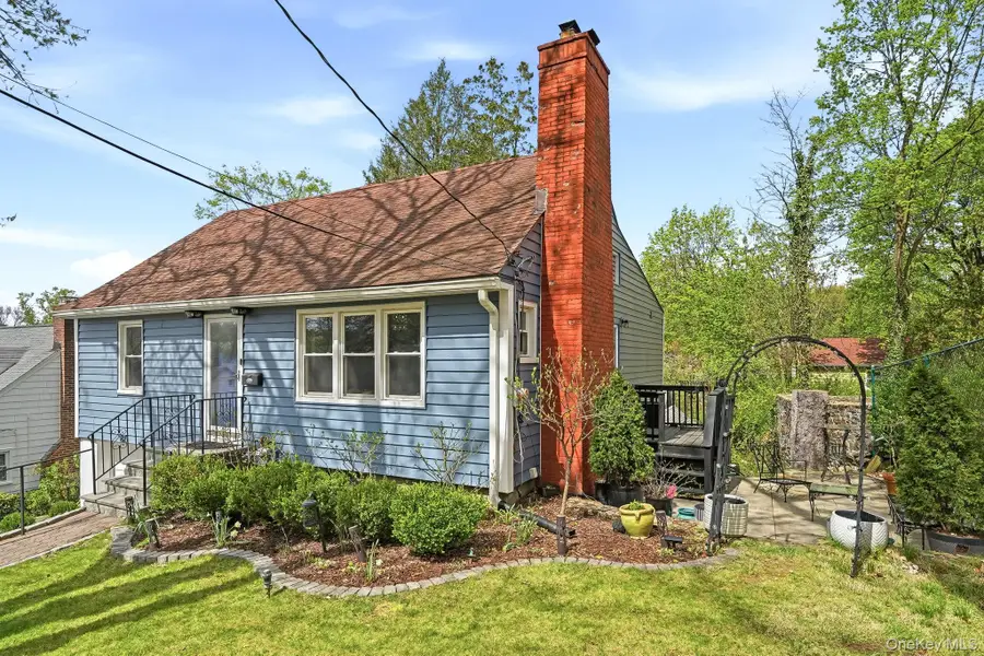 87 Lakeview Avenue, Hartsdale, NY 10530 - #3