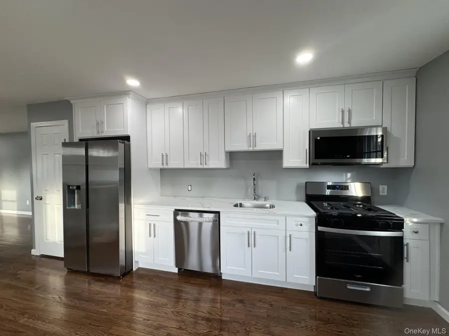 189 Whitetail Lane, Central Islip, NY 11722 - #2