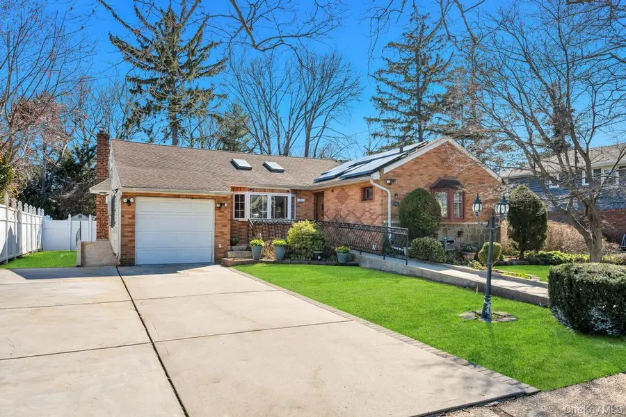 96 Rosedale Rd, North Woodmere, NY 11581 - #2