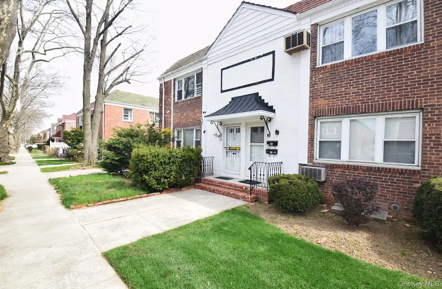 7553 197th Street, Fresh Meadows, NY 11366 - #2