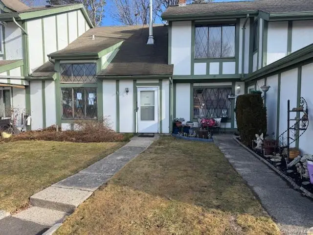 88 Drexelgate Court, Middle Island, NY 11953 - #3