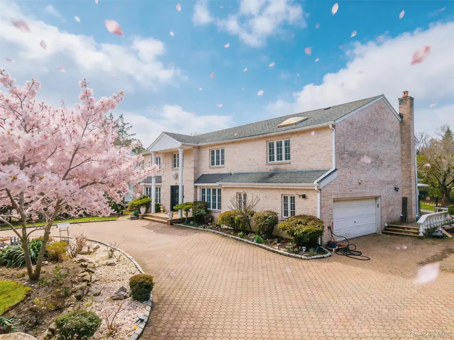 117 Plainview Road, Woodbury, NY 11797 - #2