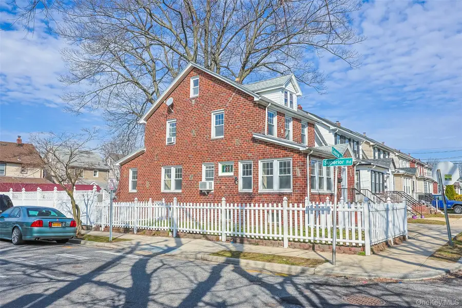 96 Colonial Road, Floral Park, NY 11001 - #2