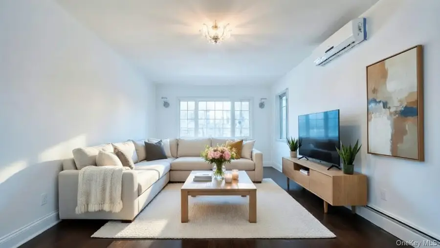 9904 74th Avenue, Forest Hills, NY 11375 - #2