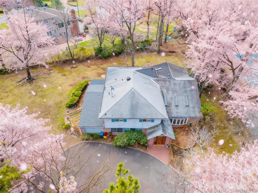 71 Horace Harding Boulevard, Great Neck, NY 11020 - #2