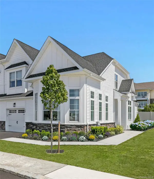 118 Juniper Lane #31, Yaphank, NY 11980