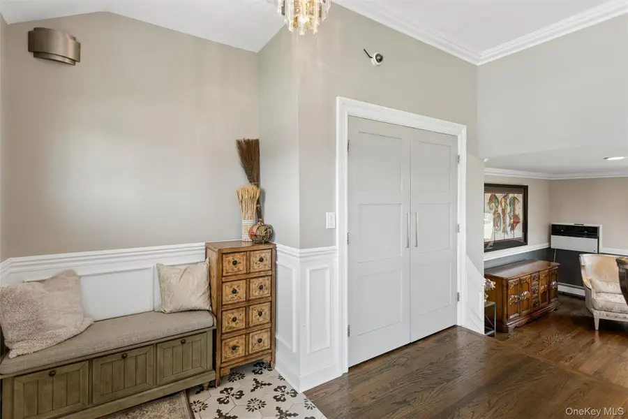 10 Lever Place, Plainview, NY 11803 - #2