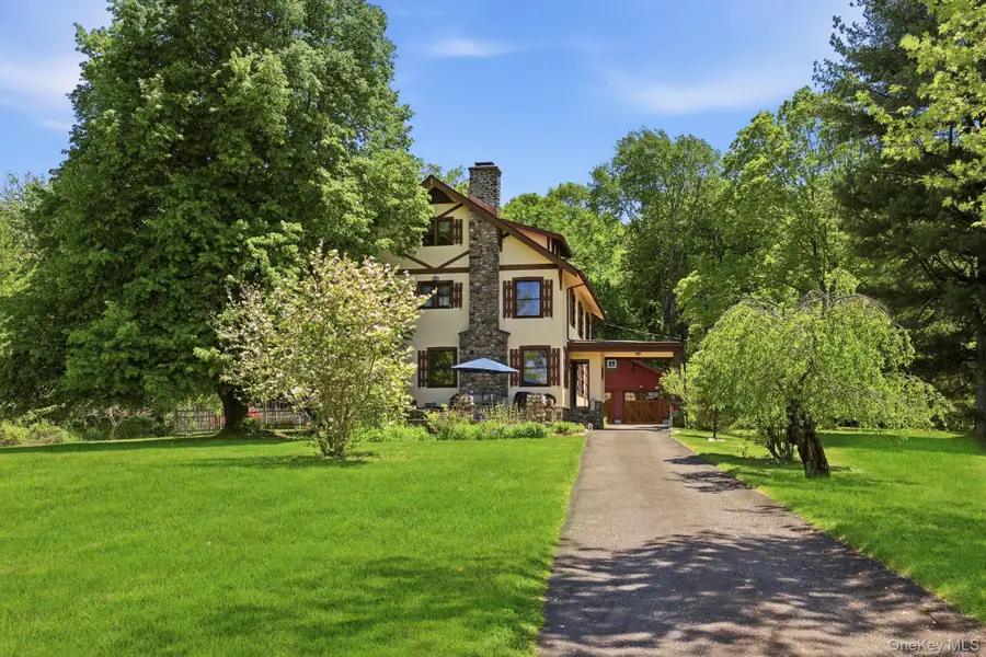 8 Elmer Galloway Road, Katonah, NY 10536 - #3