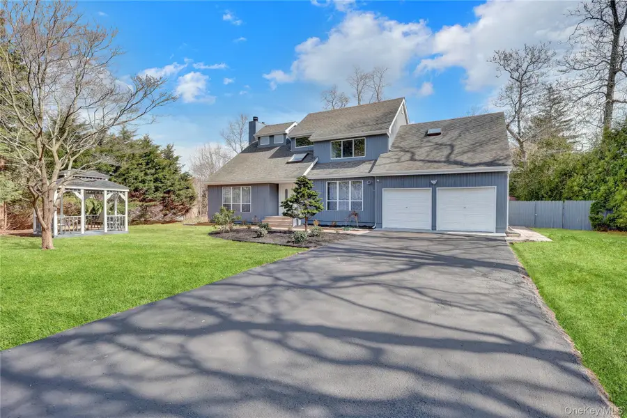 242 Trout Brook Lane, Aquebogue, NY 11901 - #2