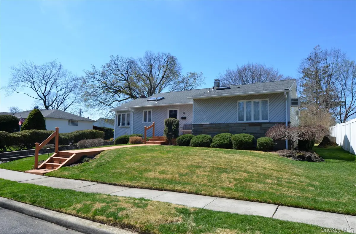 76 Diamond Drive, Plainview, NY 11803 - #1