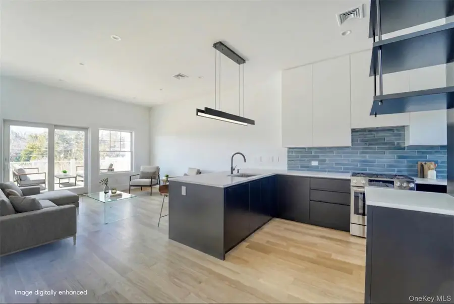 68 Foster Avenue #3, Hampton Bays, NY 11946 - #2