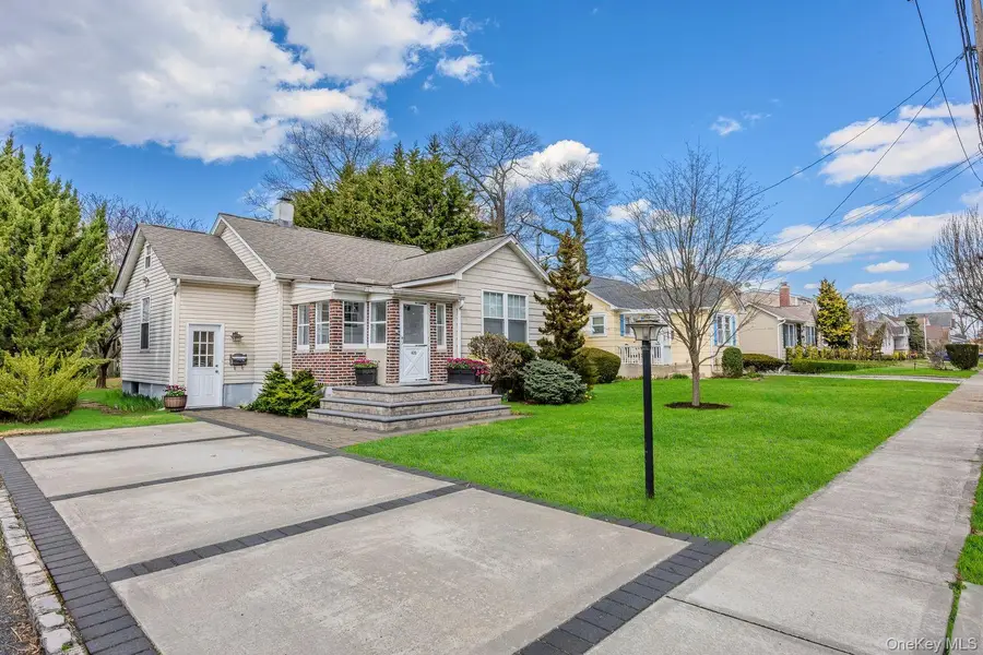 420 Albermarle Avenue, Bellmore, NY 11710 - #3